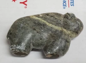 Vintage Inuit Eskimo Soapstone polar bear Carving Sculpture signed C. Mudd - Picture 1 of 9