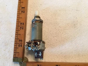 Vintage 1960s Clarostat 500k ohm 1/4" Shaft Potentiometer - Picture 1 of 3