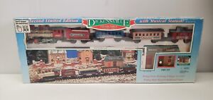 Vintage Dickensville Collectables Train Set No. 174W 1992 NewBright Ind. Co