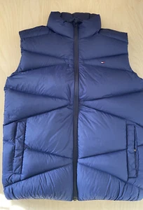 Boys TOMMY HILFIGER Bodywarmer Sleeveless Puffa Jacket Age 13-15 Years - Picture 1 of 8