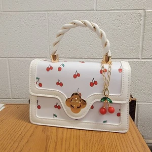 Mini Crossbody Cherry Handtasche🍒 - Bild 1 von 2