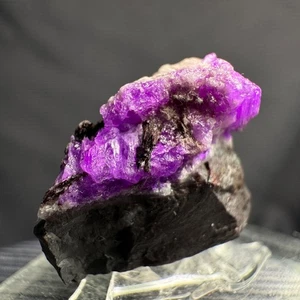 Gel SUGILITE gema natural áspera Sudáfrica - Imagen 1 de 16