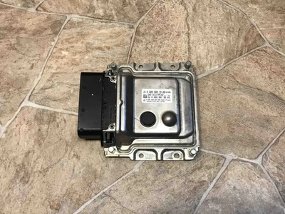 Centralina Mercedes-Benz E T-Model S212 AdBlue A0009001908 2.10 23097878 - Immagine 1 di 4