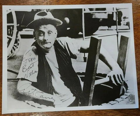 Actor Art Carney - Signed Autograph - Honeymooners, Harry & Tonto Cover