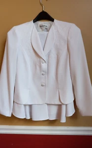 Danny & Nicole White Skirt Suit, Size 10, Embroidered Jacket, Flared Skirt - Picture 1 of 13