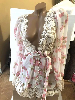 VS For Love & Lemons Sheer Lace Floral Melrose Button Down Robe Womens Small NWT - Imagem 1 de 4