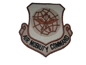 Aufnäher  US-Air Force   Air  Mobility Command  in tarn ca  7.5x8  cm - Bild 1 von 1