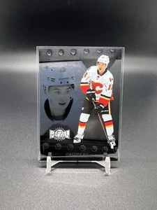 2014-15 Fleer Showcase Metal Universe #41 Johnny Gaudreau (Odds 1:3 Packs) - Picture 1 of 2