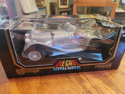 Vintage Burago 1:18 Scale Die Cast Jaguar SS 100 1937 in original box - Image 1 of 4