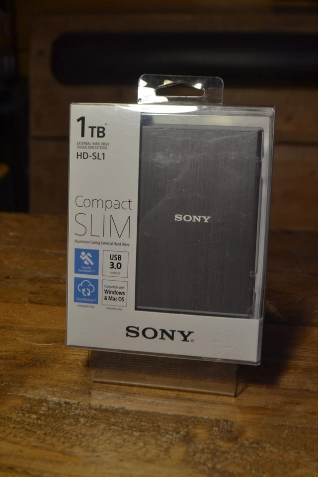 SONY  HD-SL1 Aliminum 1TB External Hard Drive PC/Mac NEW - Image 1 of 4