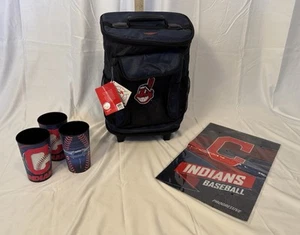 Cleveland Indians Pkg mit Lg. Rolling Cooler, 3 Souvenir Tassen & Banner Chief Wahoo - Bild 1 von 15