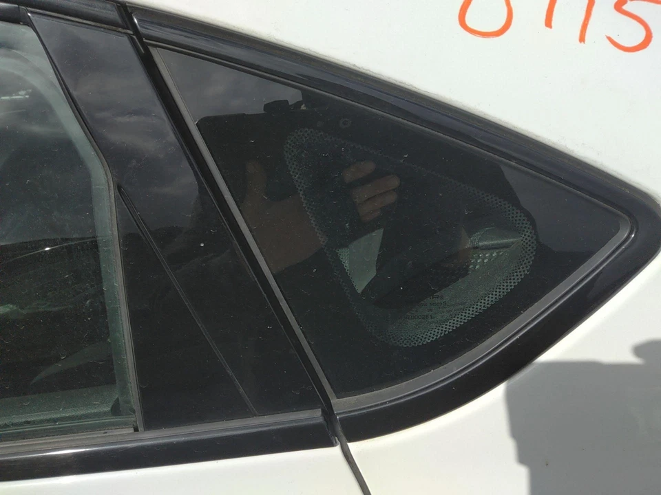 15 DODGE DART Quarter Glass/window Driver Side Foto 1 de 1