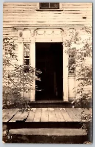 Tablón de madera ancho RPPC ~ Frontón de adorno Star & Sunburst ~ Luz lateral de puerta 1910 - Imagen 1 de 2