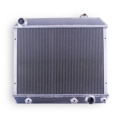 3 Row Radiator for 1963 1964 1965 1966 Chevy Truck C10 C20 C30 K10 K20 K30 V8 Foto 1 de 4