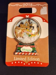 Disney 2018 Christmas Snowglobe LE 750 pin Pluto - Picture 1 of 1