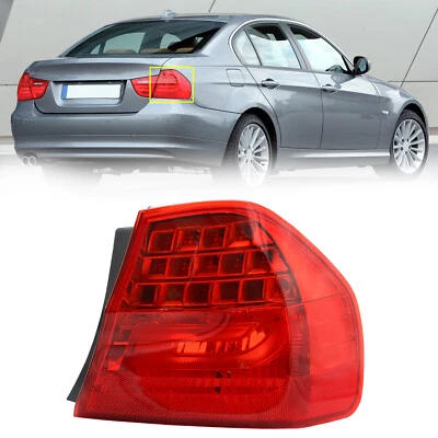 Lanterna traseira de LED externa direita para 2009-2011 BMW 328i 323i M3 328i xDrive 335i - Imagem 1 de 4