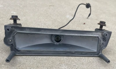 LINCOLN CONTINENTAL REAR BUMPER RIGHT REVERSE BACK UP LIGHT LAMP TRIM 1968-1969 - Image 1 of 4