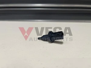 Intake Air Temp Sensor to suit Honda K20 & K24 Engines - DC5 / Civic EP3 37880-P - Picture 1 of 2