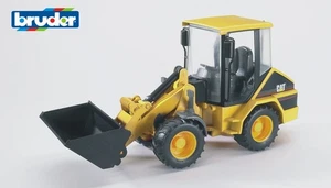 Bruder 02441 Cat Wheel Loader 1:16 scale toy Caterpillar wheel loaders toys NEW - Picture 1 of 8