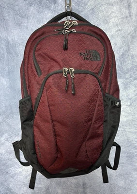 Mochila para computadora portátil The North Face Pivoter 29L escuela de senderismo Foto 1 de 4