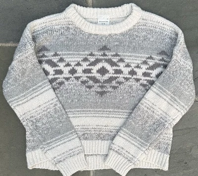 Abercrombie Kids Girls Sweater  Size 9/10 Cream Gray  Small    9  10  S - Image 1 of 4