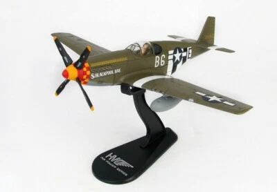 1/48 Hobby Master HA8512, P-51B Mustang, “Blackpool Bat”, 1st Lt. George George - Image 1 of 4
