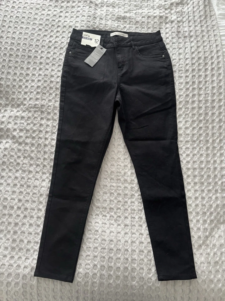 Black Skinny Jeans Size 12 BNWT Short 26 ins leg  - Image 1 of 1