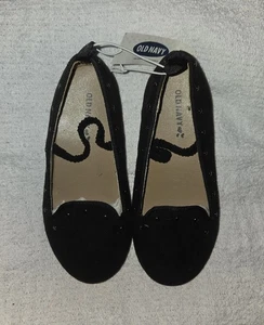 OLD NAVY * NERO con PUNTI MOCASSINI BALLERINE SCARPE DA BALLO RAGAZZE * TAGLIA 11/5T NUOVE ETICHETTE - Foto 1 di 4