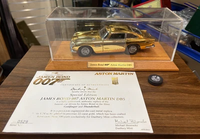 Danbury Mint 007 James Bond Edición Especial Chapado en Oro Aston Martin DB5 A230 Foto 1 de 4