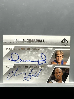 2003-04 SP Auténticas Firmas Darko Milicic Chauncey Billups Doble En Tarjeta Automático Foto 1 de 2