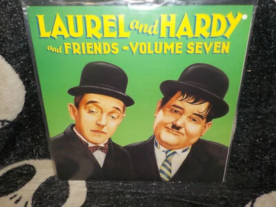 Laurel and Hardy and Friends Vol 7 Laserdisc LD 6 Shorts Free Ship $50 Foto 1 de 2