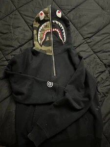 BAPE 1st camo green x black shark full zip hoodie A Bathing Ape Size M - Picture 1 of 6