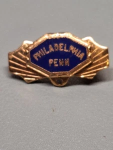 VINTAGE PHILADELPHIA PENNSYLVANIA BLAUE SOUVENIR-ANSTECKNADEL - Bild 1 von 3