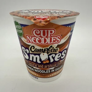 CAMPFIRE S'MORES Flavor Nissin Ramen Cup Noodles 3,07 oz Dry Edizione Limitata - Foto 1 di 5
