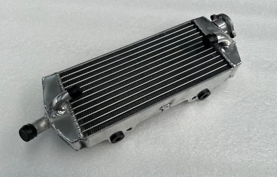 Radiador LADO IZQUIERDO Fit Beta RR350/400/450/498/520 4 tiempos 2010-2019 Foto 1 de 3