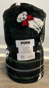 VICTORIA SECRET PINK Green Sherpa Plush Fleece Holiday Dog Blanket 50X60 NEW - Picture 1 of 1