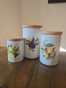 Portmeirion Canister Set Of 3 Wood Lid Porcelain Fruit, Stoke On Trent England - Picture 1 of 24