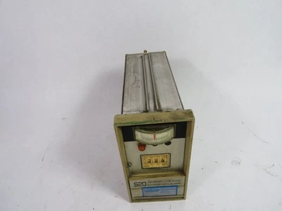 Barber Colman 523B-40016-011-0-00 Solid State Controller 0-800F USED - Image 1 of 4