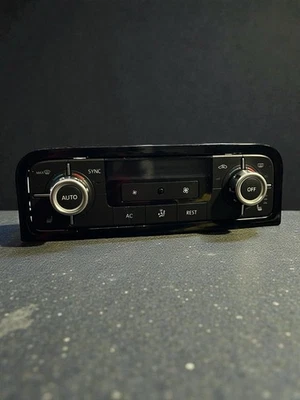 VOLKSWAGEN TOUAREG 2011-2017 CONTROLES DE CLIMA/A/C y calefacción con moldura Foto 1 de 4