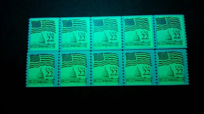 Scott #2115b Pl#8 SCARCE 22c Flag/Capitol WIDE & TALL Block Tag VF MNH, Cat $125 - Image 1 of 2