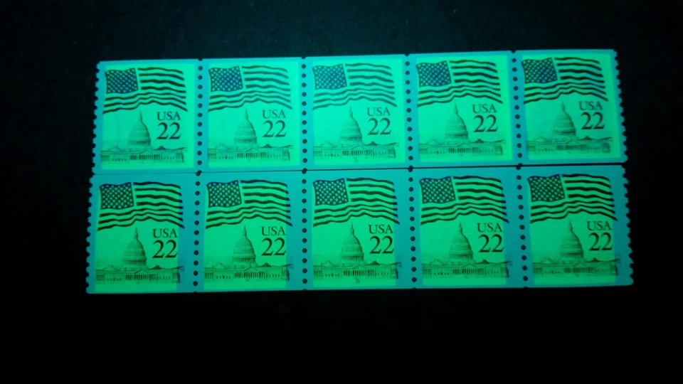 Scott #2115b Pl#8 SCARCE 22c Flag/Capitol WIDE & TALL Block Tag VF MNH, Cat $125 - Image 1 of 2