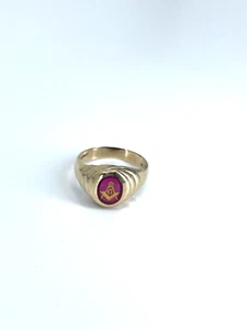 10k Yellow Gold Masonic Ring Size 9.5 - Picture 1 of 7