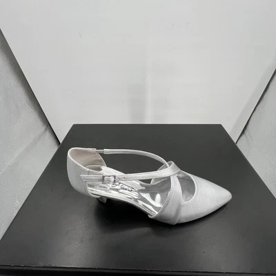 Zapatos de salón Easy Street Elegance 31-9643 para mujer talla 8,5 W plateados satinados correa cruzada Foto 1 de 4