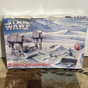 Sealed Star Wars “The Empire Strikes Back” Snap Action Scene/ Planet Hoth - Picture 1 of 9