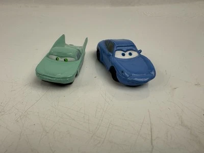 Disney Pixar Cars Diecast Mini Adventures Sally Porsche Blue & Flo Futura Raro - Imagem 1 de 4