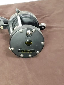 SHAKESPEARE SKP 30L BAITCASTER ANGELROLLE IN GUTEM ZUSTAND - Bild 1 von 10