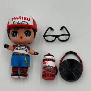 LOL Muñeca Sorpresa Mini Dulces Haribo Rotella LICORICE BOY con Bolsa Vasos Taza - Imagen 1 de 8