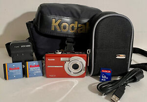 Vtg Kodak M753 7.0MP Digital Camera Tested w/ 1 GB SD + 2 Batteries Charger MORE