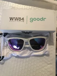 NEW WW84 Goodr WONDER WOMAN Vintage Shades SOLD OUT Running DC Marvel Sunglasses - Picture 1 of 3