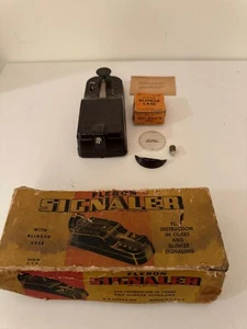 fleron signaler cat no 1212 with blinker case - Picture 1 of 6